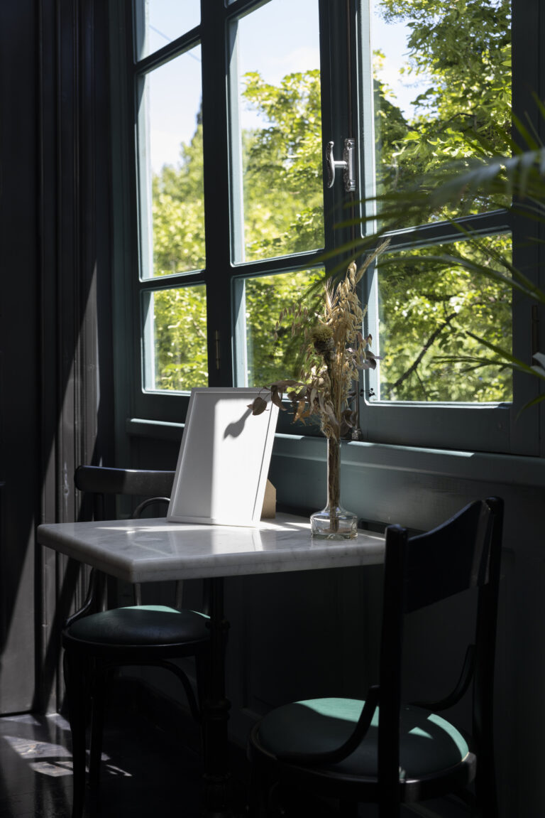 casement window installation and door replacement service